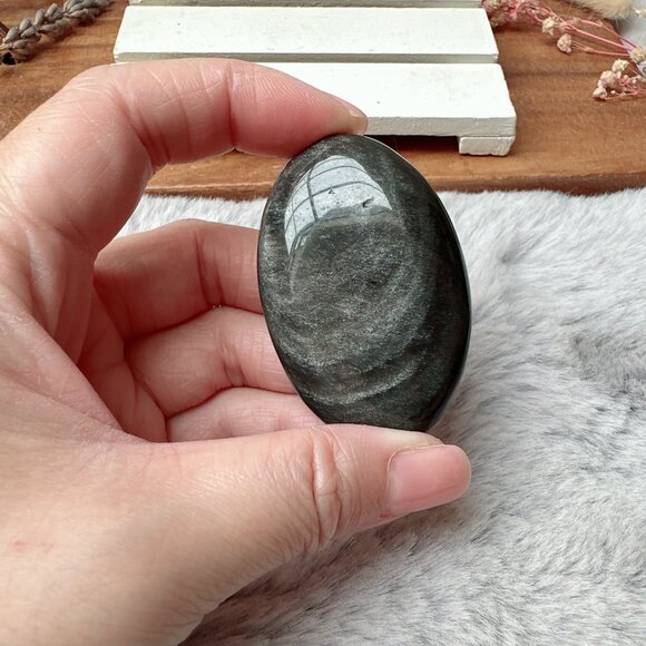 Small Silver Sheen Obsidian Flat Palm Stone - Picture 5 of 6